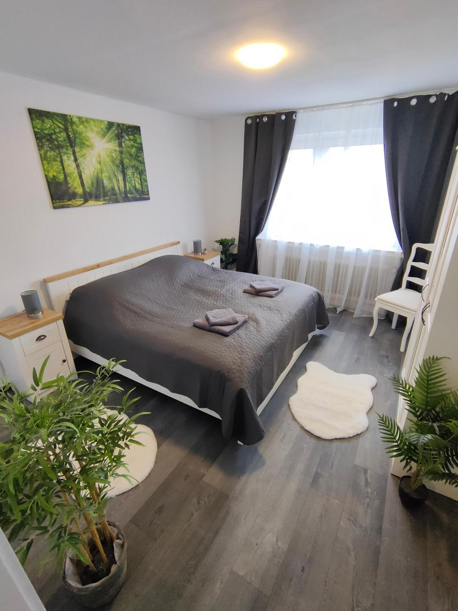 Large - Modern & Fully Equipped - Near Fair