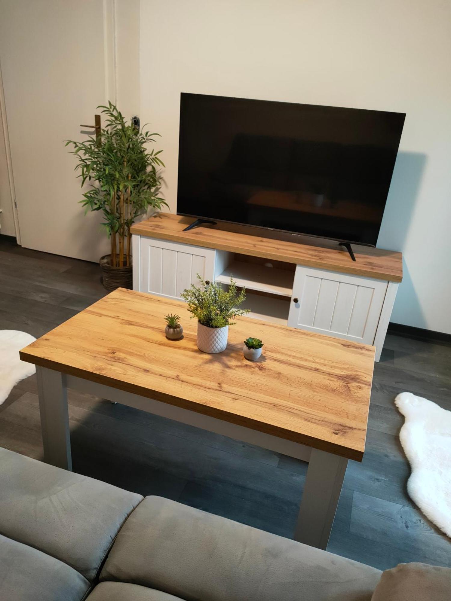 Apartment Large - Modern & Fully Equipped - Near Fair